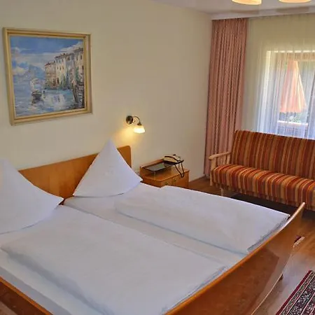 Hotel Garni Sonnenhof 2*