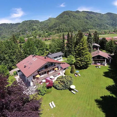 Otel Garni Sonnenhof 2*